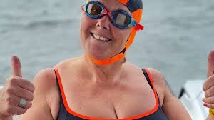 Kates 12 hour overnight open water swim challenge is fundraising for St  Luke's (Cheshire) Hospice