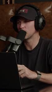 @DirtyMoMedia's video Tweet