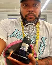 A Bittersweet Full Circle: Cowboy Carter in Chicago Back in college, I was  studying fashion design when I was called out of class for a last-minute  wardrobe job. No info—just: “Go in