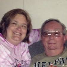 祝我的爸爸,理查德·特朗德爾父親節快樂。 他是個好爸爸和祖父! 我們很幸運擁有他。 爸爸,愛你!