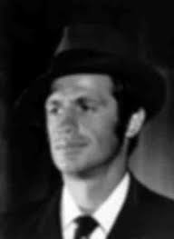 Born 9 april 1933) is a french actor initially associated with the new wave of the 1960s and one of the biggest french film stars of the 1960s. Jean Paul Belmondo Bild Kaufen Verkaufen