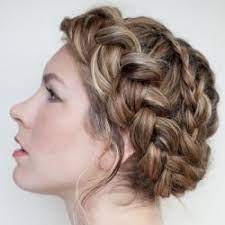 Diy Braided Hairstyle Tutorial And Other Lovely Things To Welcome Fall Image And Tutorial By Hair Romance Geflochtene Frisuren Wiesn Frisur Tracht Frisur