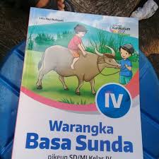 Agar dijadikan sebagai bahan referensi pembelajaran. Warangka Basa Sunda Kelas 4 Sd Mi K13 Shopee Indonesia