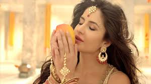 Katrina Kaif Has Been Working In The Film Industry For Over Ten Years And During In This Ti Katrina Kaif Wallpapers Beautiful Indian Actress Katrina Kaif Photo