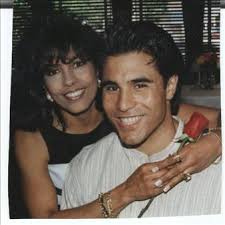 Shaun Bennett Obituary (2002)