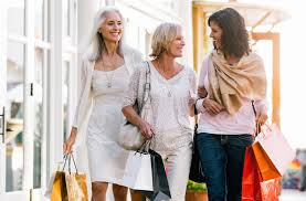 15 Best Clothing Stores For Women Over 50 That Aren T Frumpy Fashion Women Cool Outfits