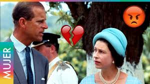 Londres, 21 de abril de 1926) es la actual monarca británica y, por tanto, soberana de dieciséis estados independientes constituidos en reino y que forman parte de la mancomunidad de naciones: La Reina Isabel Perdono 6 Infidelidades A Su Esposo Felipe Youtube