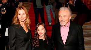 Gottová was born to the singer karel gott and his wife ivana gottová. Charlotte Gottova Oslavila 15 Narozeniny Je Cely Otec Kafe Cz