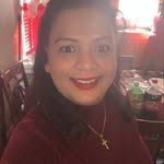 Shelly Pyle's Instagram, Twitter & Facebook