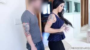 Horny mom Melissa Lynn seduces her stepsons and suck his yummy dick and  gives him a titty fuck - XNXX.COM