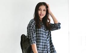 Zainol akui tidak restu hubungan zahirah dan zul ariffin. Zahirah Macwilson Akui Selesa Bersama Zul Ariffin