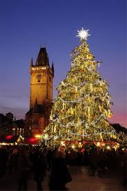 Una serie de hermosas oraciones cristianas para la navidad. El Origen Historico Del Arbol De Navidad