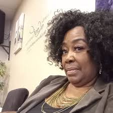 Meet the Formerly Homeless Single Mom with 5 Children Who Graduated Law  School and Passed the Bar Exam 🙌🏾