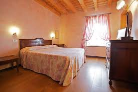L'agriturismo casa clelia si trova sotto il monte canto, in provincia di bergamo. Casa Clelia Sotto Il Monte Giovanni Xxiii Dove Dormire Provincia Di Bergamo Viverebergamo It