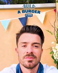 Molly Richmond (@gingernutvideo) • Instagram photos and videos