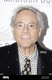 Robert klein hi-res stock photography and images