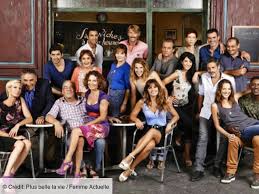 Actu et sondages de plus belle la vie pour tous les fans. Plus Belle La Vie Decouvrez Les Jolis Salaires Des Acteurs De La Serie Femme Actuelle Le Mag