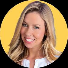 Becoming An Unstoppable Woman in Health & Wellness: 34 HOLISTIC WAYS to  Heal Your Mind, Body and Soul