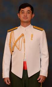 Dengan perasaan dukacitanya dimaklumkan bahawa yang amat mulia tengku arif bendahara pahang, tengku tan sri abdullah ibni almarhum sultan sir abu bakar telah mangkat sebentar tadi. House Of Pahang Gelaran Dan Panggilan Hormat Kerabat Facebook