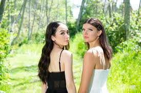 Sakura on X: me and my day one 4 years later💖 t.co5xESuVksIj  X