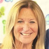 Janie Harris's Instagram, Twitter & Facebook