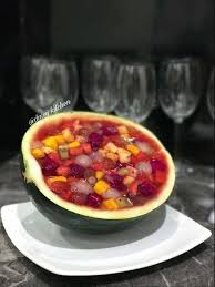 Tuang sedikit adonan puding ii di atas bahan i. Resep Mama Maknyus Klik Share Bagikan Untuk Save Resep Ini Resep Puding Buah Bahan Bahan 1 Buah Semangka Merah 2 Buah Kiwi Hijau 10 Buah Strawberry 1 Buah Mangga Harum Manis 1 Buah