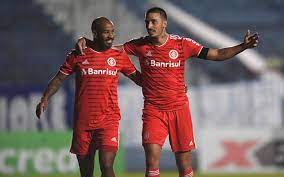 O vitória ficou pedindo pênalti, mas o juíz disse que não foi nada e mandou o jogo seguir. Always Ready X Internacional Vai Passar Na Tv Onde Assistir A Libertadores Ao Vivo Noticias Da Tv