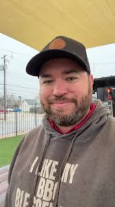 Our sign is finally lit!