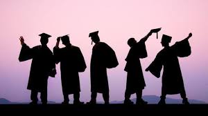 Sebagai seorang adik, aku sangat bahagia bisa. 100 Ucapan Selamat Wisuda Terlengkap Untuk Pacar Sahabat Teman