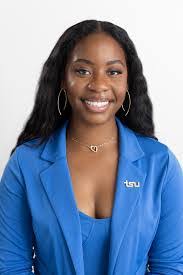 Justin Loggins's Instagram, Twitter & Facebook