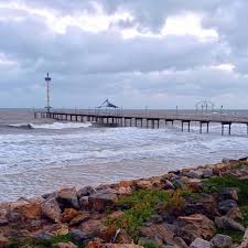 Brighton Jetty And The High Tide After The Storm 9 5 2016 South Australia South Australia Australia Photos Brighton