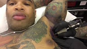 Armpit tattoos are not the most popular placement solution. Armpit Tattoo Brutal Pain Marathon Youtube
