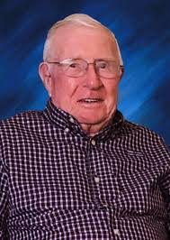 Meredith Pence's Instagram, Twitter & Facebook