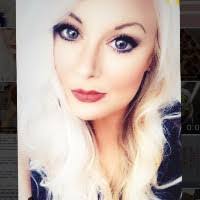 Dolores Fresonke's Instagram, Twitter & Facebook