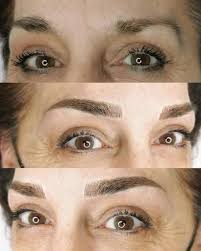 Tatuaje realístico de cejas ❤️ Amo mi trabajo y hacerlas sentir más bellas  Aprovecha de las promociones hasta mitad de FEBRERO ☝🏽 Instagram  Lisbeth_permanentmakeup_roma