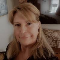 Dena Stratton's Instagram, Twitter & Facebook