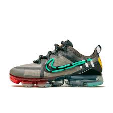 Kanye west drops 'jesus is king' merch with cactus plant flea market: Nike Air Vapormax 2019 Cactus Plant Flea Market W Sneakin