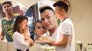 Di tahun yang sama, ia meluncurkan single 'karena ku sanggup' yang diciptakannya bersaama musikus andi rianto. Teka Teki Putusnya Wijaya Saputra Dan Agnez Mo Karena Chris Brown Pos Kupang