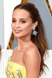 26 Half Up Half Down Hairstyle Ideas Red Carpet Hair Half Up Hair Celebrity Hairstyles