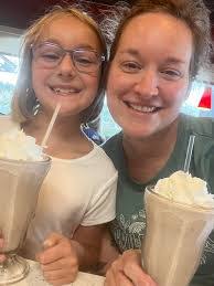 Pam Lemasters's Instagram, Twitter & Facebook