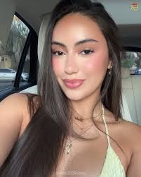 Hi! I'm Sasha Torres, born and raised here in Las Vegas! I'm 100% committed  to UNLV majoring in Biology, with plans to pursue a career in Dentistry.  Outside of academics, I enjoy