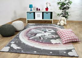 Dieser teppich lässt die herzen ihrer kleinen höher schlagen! Teppiche Laufer Kindermobel Wohnen Kinderteppich Kinderzimmer Konturenschnitt Regenbogen Einhorn Bunt Grau Esscopipe Com