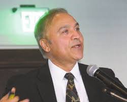 Airport executives axed, take flight Allegedly $400k in school contracts  illegally awarded