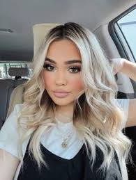 Alexia Hope's Instagram, Twitter & Facebook