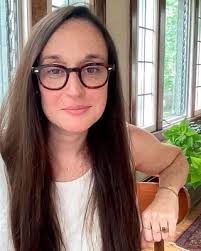 Bridget Bernstein's Instagram, Twitter & Facebook