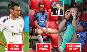 Gareth bale is not suitable for fc barcelona because of barca tactics…i'm cr7 fan but personally i think bale is much better than cr7…if you compare them with. Gareth Bale S Lucrative Real Madrid Contract Has Seen Him Earn Huge Amounts Despite Not Playing Daily Mail Online