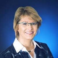 Christine Mau's Instagram, Twitter & Facebook