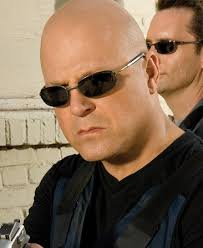 Michael Jace as Officer Julien Lowe