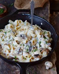 The Best Vegan Alfredo Sauce Recipe With Fettuccine Elavegan