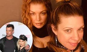 Fergie posts selfie with sister Dana for National Siblings Day after  celebrating 45th birthday
